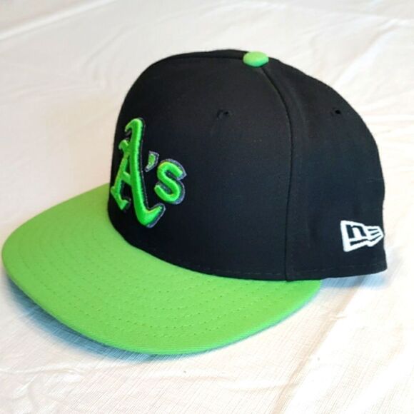 Oakland A's Fitted Hat - Picture 2 of 7